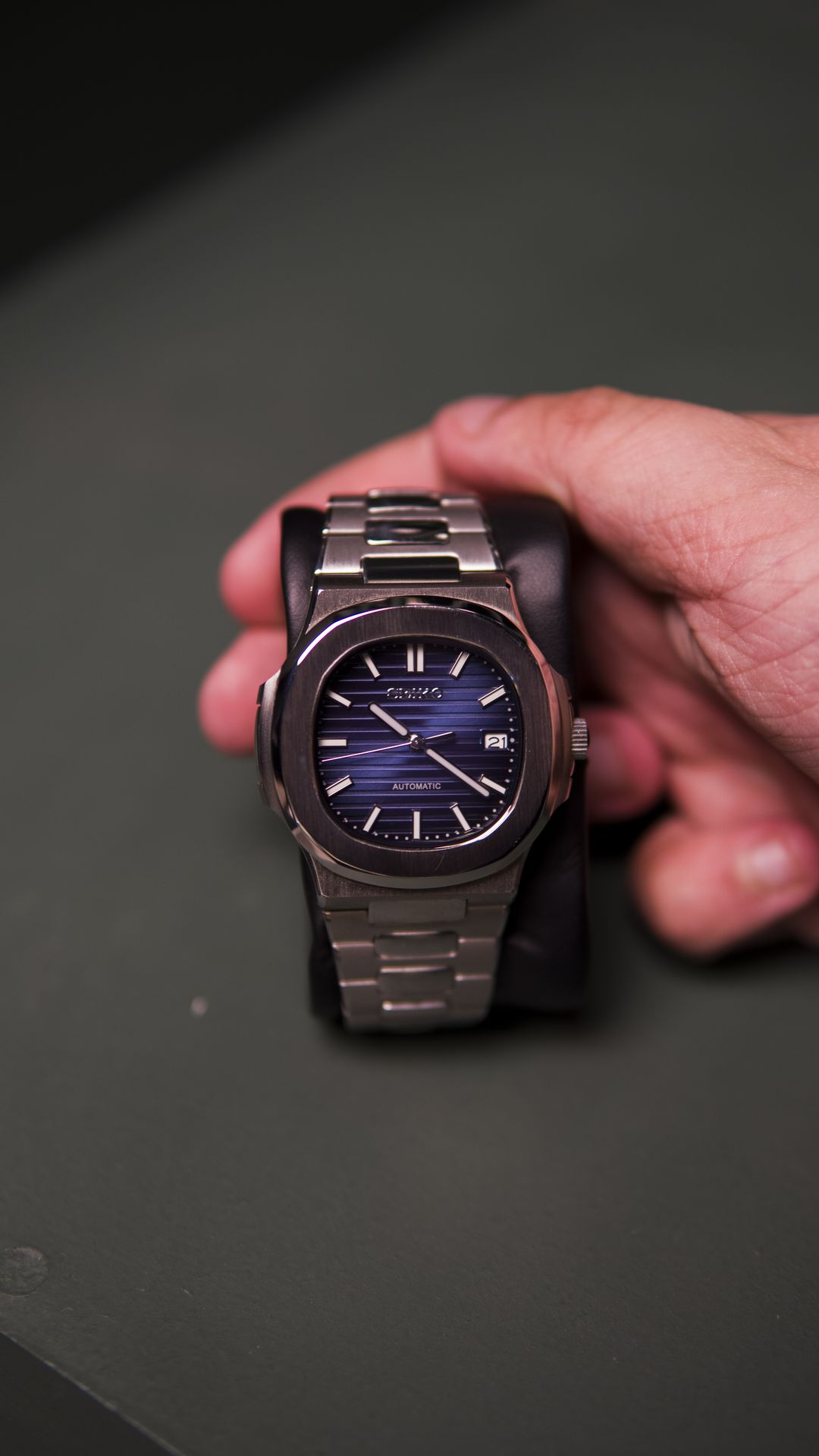 Nautilus Blue Case View