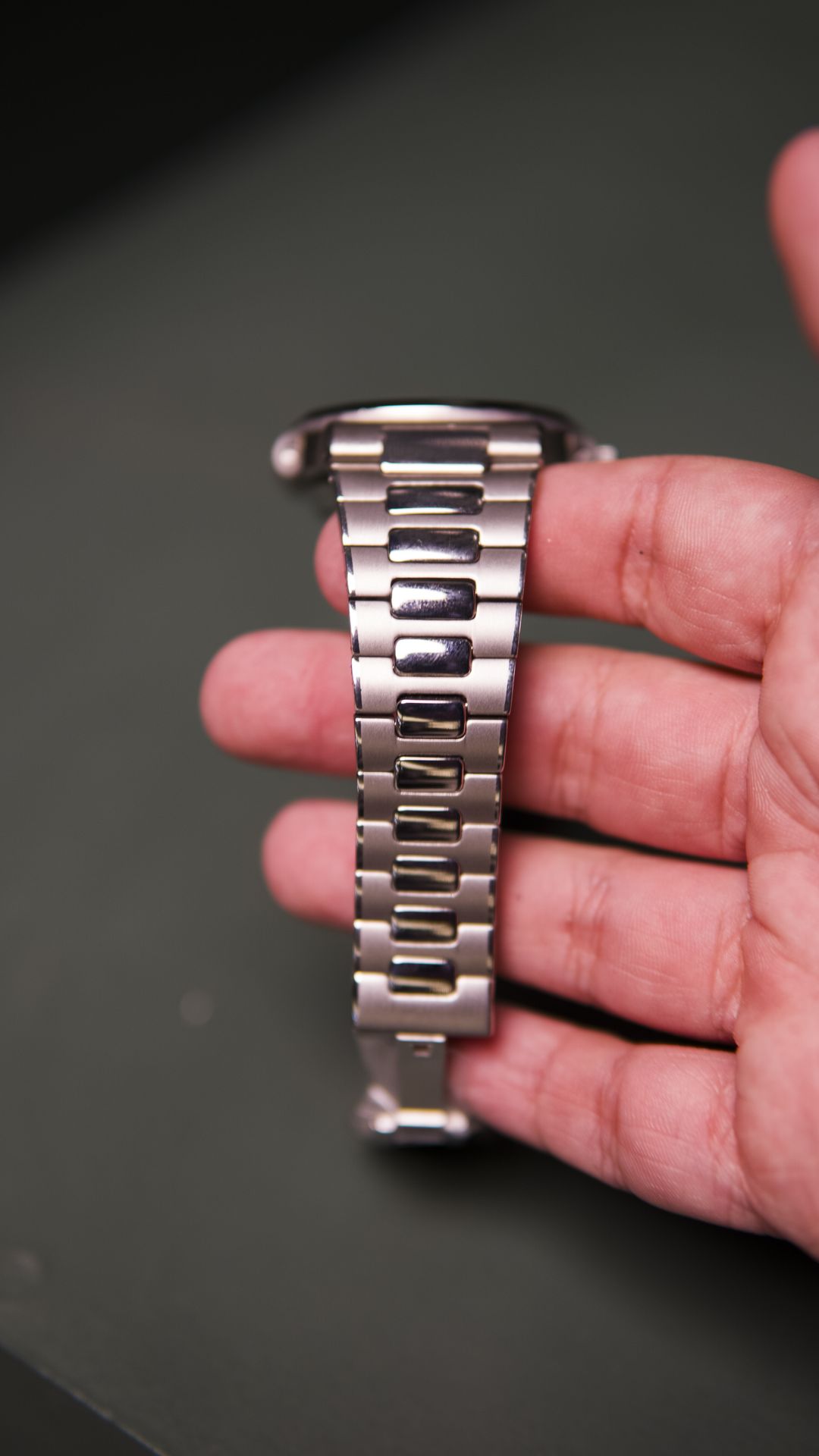 Nautilus Blue Profile and Integrated Bracelet